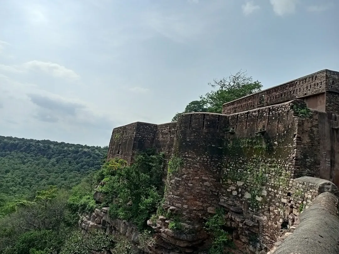 Hinglajgarh Fort: