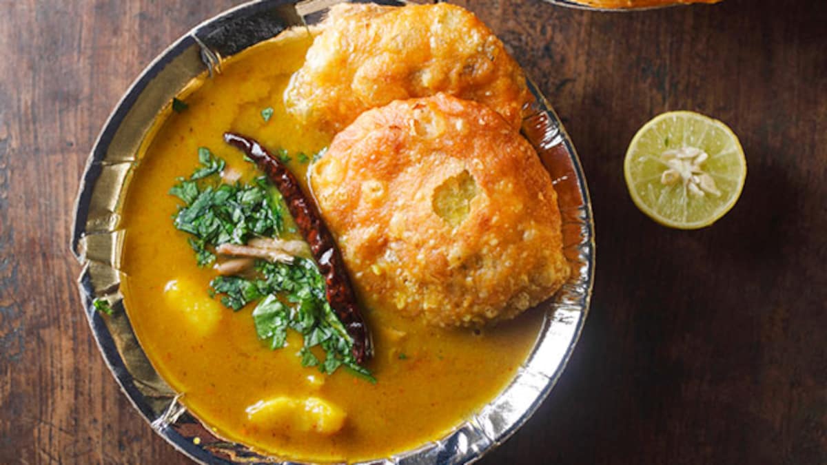 Kachori-Sabzi